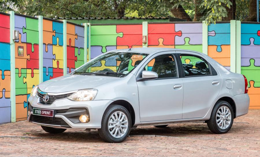  Toyota Etios Sedan Sprint 2017 года  (ZA) (фото 10 из 40)